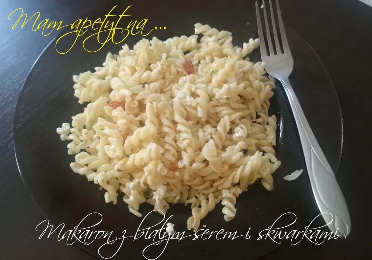 Idealny makaron z serem i skwarkami? Odkryj sekret babci!