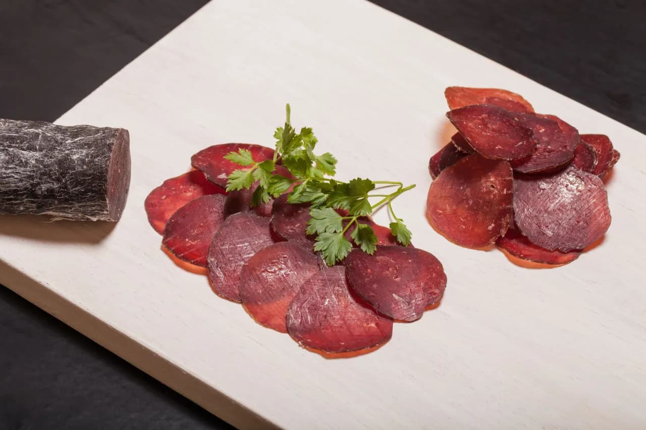 Gdzie kupić kiełbasę z konia? Sprawdź najlepsze miejsca w Polsce